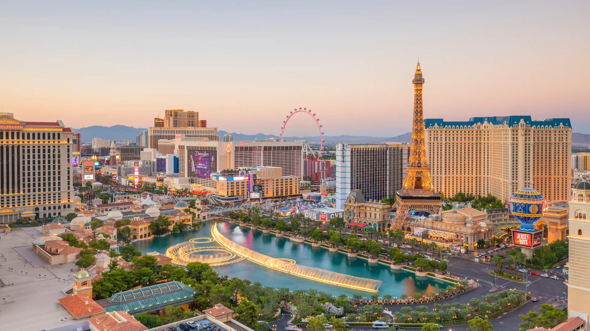 exmox attending MAU Vegas